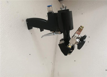 Compact Polyurea Polyurethane Spray Gun 0.4-0.8Mpa Air Inlet 210*210*100mm